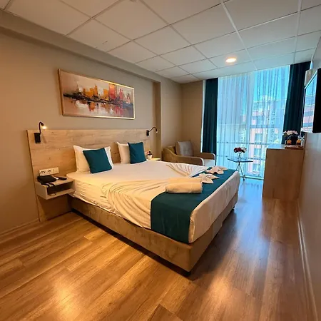 Hotel Rota Kadikoey 3*