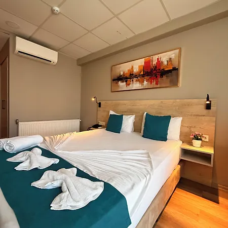 Hotel Rota Kadikoey 3*